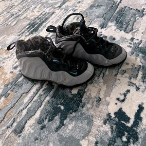 Nike little kids foamposites